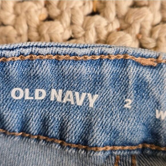 Old Navy High Rise Wow Flare Light Denim Jeans - Picture 5 of 7